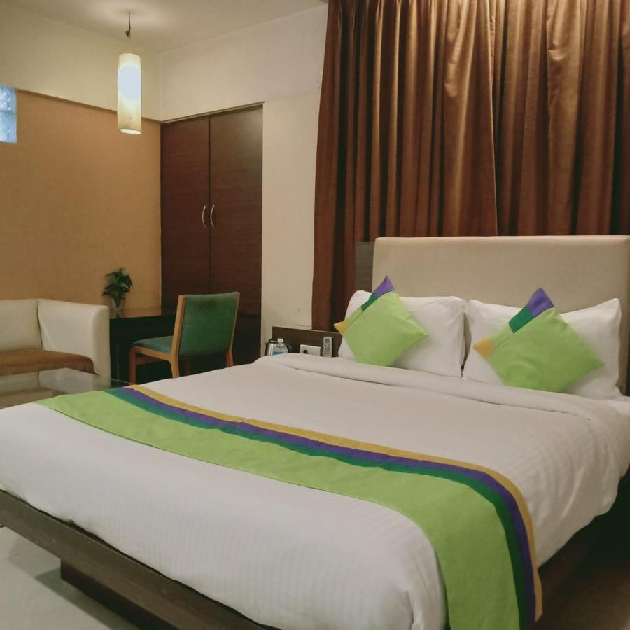Treebo Trend Hotel Basera Пуне Екстер'єр фото