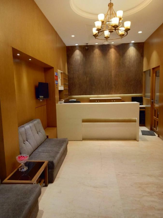 Treebo Trend Hotel Basera Пуне Екстер'єр фото